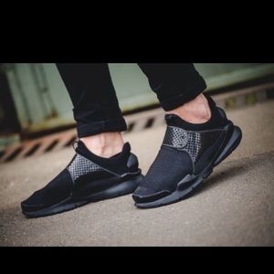 Nike Sock Dart running shoe. NWOB